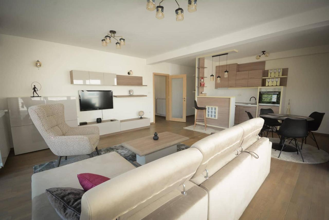 Panorama Lux Apartman Vrnjačka Banja Kültér fotó